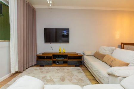 Casa à venda com 320m², 3 quartos e 4 vagasSala