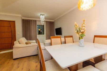 Casa à venda com 320m², 3 quartos e 4 vagasSala