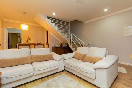 Casa à venda com 320m², 3 quartos e 4 vagasSala