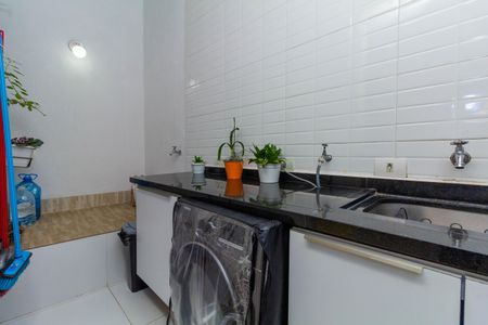 Casa à venda com 320m², 3 quartos e 4 vagasÁrea de Serviço