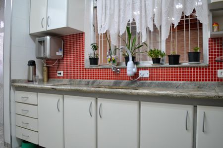 Casa à venda com 245m², 3 quartos e 3 vagasCozinha