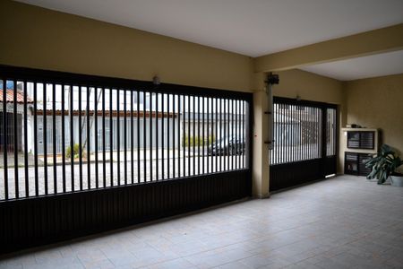 Casa à venda com 245m², 3 quartos e 3 vagasGaragem