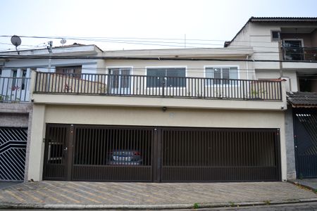 Casa à venda com 245m², 3 quartos e 3 vagasFachada