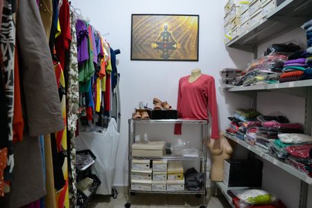 Casa à venda com 245m², 3 quartos e 3 vagasSuíte 3