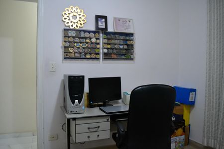 Casa à venda com 245m², 3 quartos e 3 vagasSuíte 2