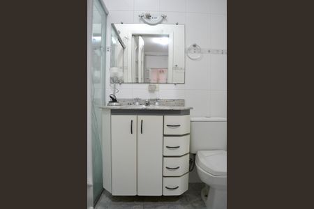 Casa à venda com 245m², 3 quartos e 3 vagasBanheiro Suíte 2