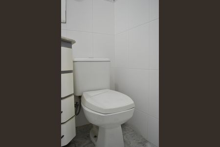 Casa à venda com 245m², 3 quartos e 3 vagasBanheiro Suíte 2