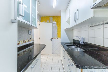 Apartamento à venda com 68m², 2 quartos e 1 vagaCozinha