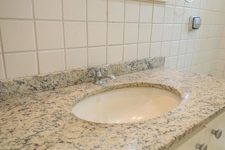 Apartamento à venda com 68m², 2 quartos e 1 vagaBanheiro