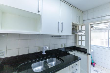 Apartamento à venda com 68m², 2 quartos e 1 vagaCozinha