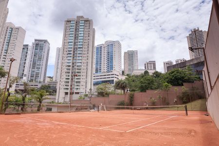 Apartamento à venda com 146m², 3 quartos e 3 vagas Apartamento à venda com 146m², 3 quartos e 3 vagasquadra de tenis