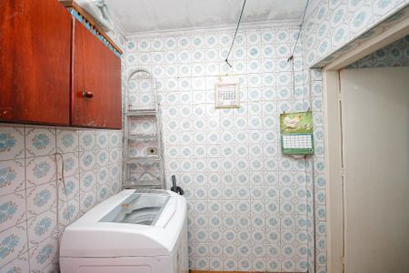 Casa à venda com 106m², 2 quartos e 2 vagas Casa à venda com 106m², 2 quartos e 2 vagasÁrea de Serviço