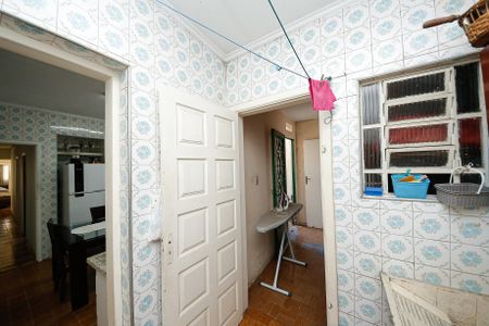 Casa à venda com 106m², 2 quartos e 2 vagas Casa à venda com 106m², 2 quartos e 2 vagasÁrea de Serviço