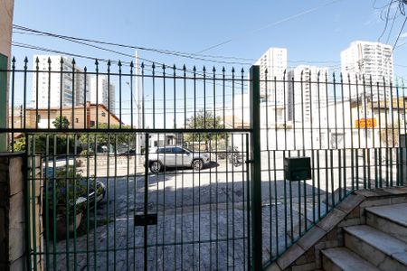 Casa à venda com 106m², 2 quartos e 2 vagas Casa à venda com 106m², 2 quartos e 2 vagasEntrada