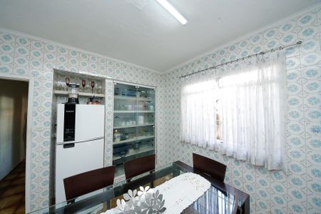 Casa à venda com 106m², 2 quartos e 2 vagas Casa à venda com 106m², 2 quartos e 2 vagasCozinha