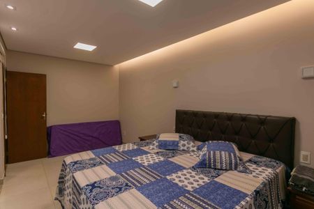 Casa à venda com 200m², 3 quartos e 3 vagasQuarto 3