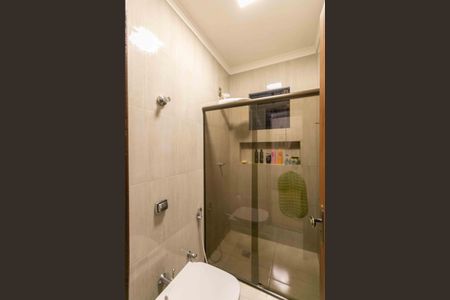 Casa à venda com 200m², 3 quartos e 3 vagasBanheiro