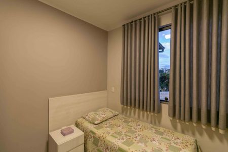 Casa à venda com 200m², 3 quartos e 3 vagasQuarto