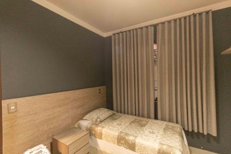 Casa à venda com 200m², 3 quartos e 3 vagasQuarto 2