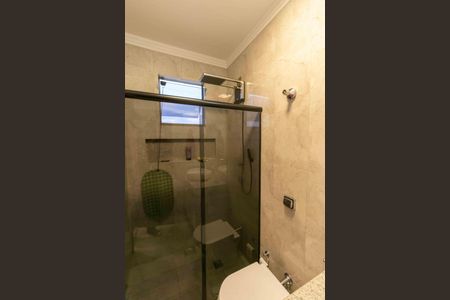 Casa à venda com 200m², 3 quartos e 3 vagasBanheiro 2