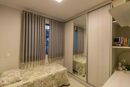 Casa à venda com 200m², 3 quartos e 3 vagasQuarto