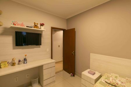 Casa à venda com 200m², 3 quartos e 3 vagasQuarto