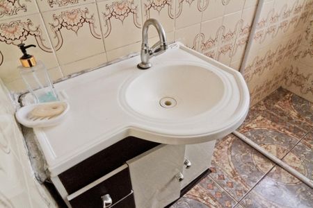 Casa à venda com 160m², 4 quartos e 1 vagaBanheiro