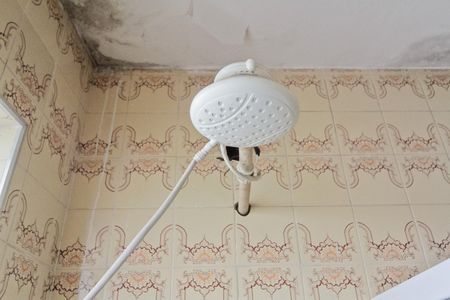 Casa à venda com 160m², 4 quartos e 1 vagaBanheiro