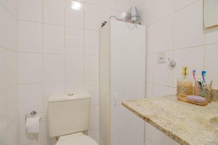 Apartamento à venda com 58m², 2 quartos e 2 vagas Apartamento à venda com 58m², 2 quartos e 2 vagasBanheiro da Suíte
