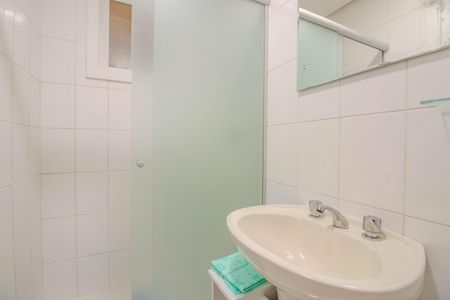 Apartamento à venda com 58m², 2 quartos e 2 vagas Apartamento à venda com 58m², 2 quartos e 2 vagasBanheiro Social