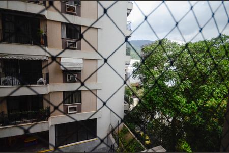 Apartamento para alugar com 96m², 3 quartos e 2 vagas Apartamento para alugar com 96m², 3 quartos e 2 vagasVista do Quarto 1