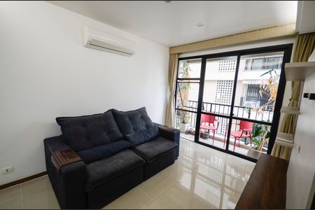 Apartamento para alugar com 96m², 3 quartos e 2 vagas Apartamento para alugar com 96m², 3 quartos e 2 vagasSala