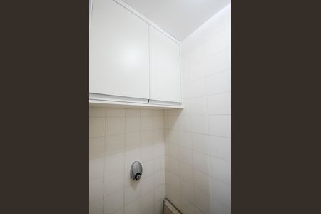 Apartamento para alugar com 96m², 3 quartos e 2 vagas Apartamento para alugar com 96m², 3 quartos e 2 vagasBanheiro de Serviço