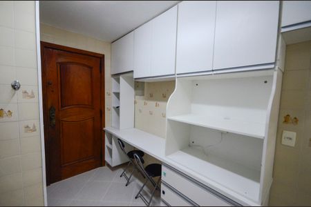 Apartamento para alugar com 96m², 3 quartos e 2 vagas Apartamento para alugar com 96m², 3 quartos e 2 vagasCozinha