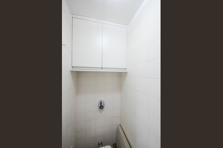 Apartamento para alugar com 96m², 3 quartos e 2 vagas Apartamento para alugar com 96m², 3 quartos e 2 vagasBanheiro de Serviço