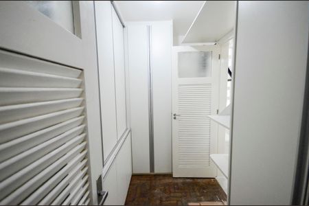 Apartamento para alugar com 96m², 3 quartos e 2 vagas Apartamento para alugar com 96m², 3 quartos e 2 vagasQuarto de Serviço