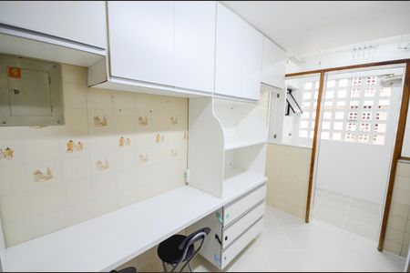 Apartamento para alugar com 96m², 3 quartos e 2 vagas Apartamento para alugar com 96m², 3 quartos e 2 vagasCozinha
