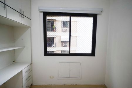 Apartamento para alugar com 96m², 3 quartos e 2 vagas Apartamento para alugar com 96m², 3 quartos e 2 vagasQuarto 1