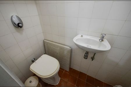 Apartamento para alugar com 96m², 3 quartos e 2 vagas Apartamento para alugar com 96m², 3 quartos e 2 vagasBanheiro de Serviço