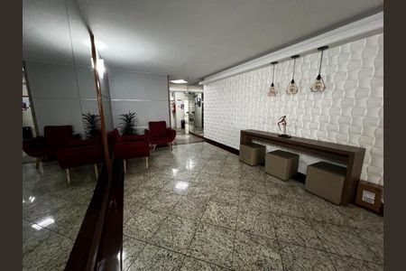 Apartamento para alugar com 96m², 3 quartos e 2 vagas Apartamento para alugar com 96m², 3 quartos e 2 vagasHall