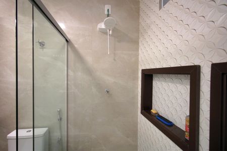 Casa à venda com 384m², 4 quartos e 2 vagasBanheiro da Suíte