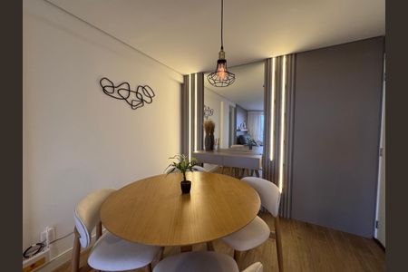 Apartamento à venda com 73m², 2 quartos e 2 vagas Apartamento à venda com 73m², 2 quartos e 2 vagasSala