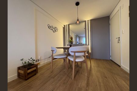 Apartamento à venda com 73m², 2 quartos e 2 vagas Apartamento à venda com 73m², 2 quartos e 2 vagasSala