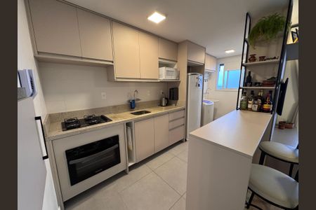Apartamento à venda com 73m², 2 quartos e 2 vagas Apartamento à venda com 73m², 2 quartos e 2 vagasCozinha
