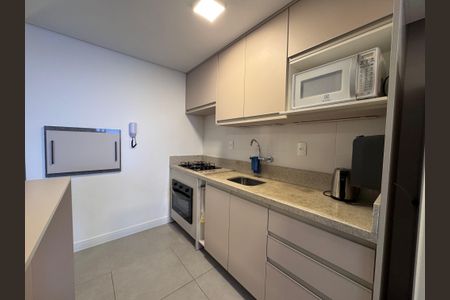 Apartamento à venda com 73m², 2 quartos e 2 vagas Apartamento à venda com 73m², 2 quartos e 2 vagasCozinha