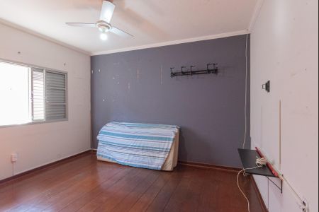 Casa à venda com 380m², 4 quartos e 4 vagasQuarto 2