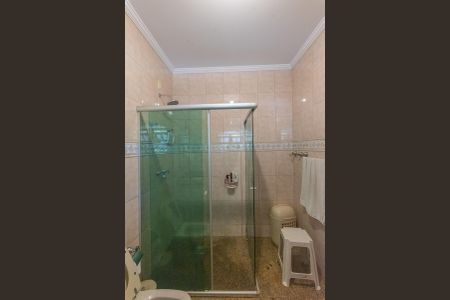 Casa à venda com 380m², 4 quartos e 4 vagasBanheiro da Suíte