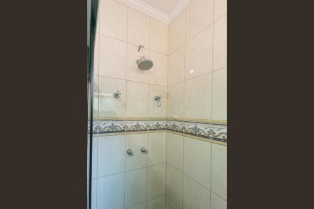 Casa à venda com 380m², 4 quartos e 4 vagasBanheiro da Suíte 2