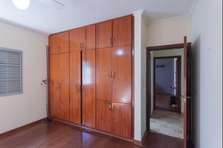 Casa à venda com 380m², 4 quartos e 4 vagasQuarto 1