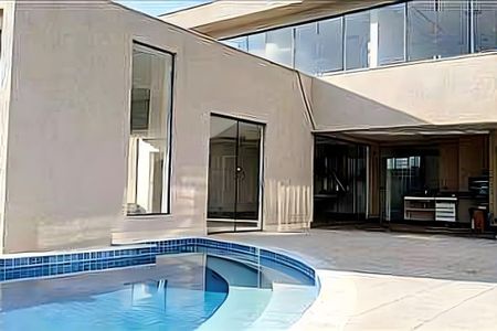 Casa de condomínio à venda com 470m², 5 quartos e 6 vagas